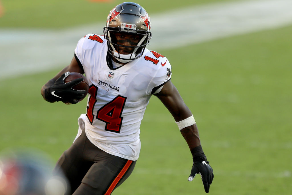 PFF's tweet photo. Which free agent WR would help the Ravens the most? https://t.co/eiZFAbZCyg