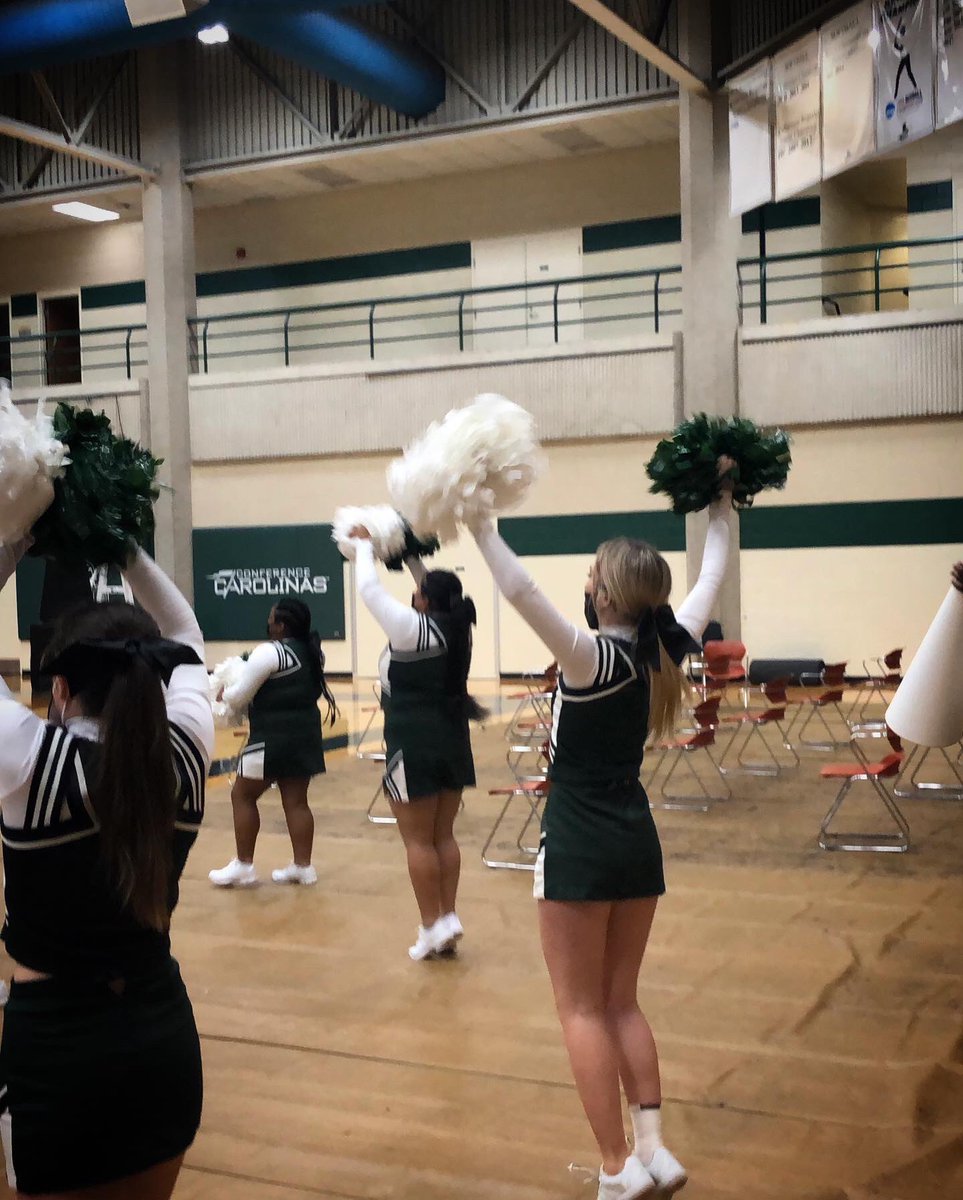 UMOCheerleading's tweet photo. ...and we’re back! #trojanswin #trojansports #stuntsafe #maskup #wereback https://t.co/nmQJS5I2hN