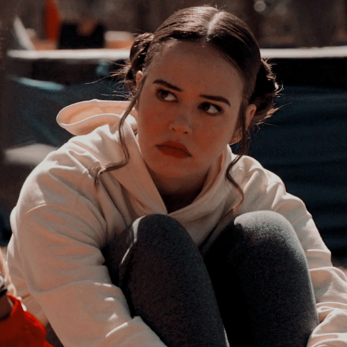 editseicons's tweet photo. Icons: Josie Saltzman (Kaylee Bryant). Fav ou rt se você salvar/usar. #Legacies https://t.co/o31oSmLGxZ