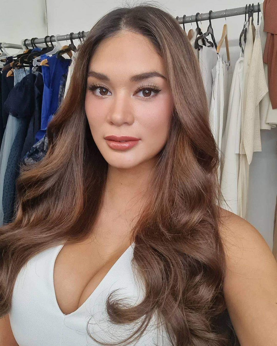 latest_chika's tweet photo. โBe confident with your bodies! Iโm glad I didnโt let my insecurities get to me."
#ICYMI: Pia Wurtzbach opened up on her past insecurities and revealed she once wanted a breast reduction done. | FULL STORY: https://t.co/l0hapqXAc4 | ๐ธpiaqurtzabch/Instagram https://t.co/nOpY7s8dLR