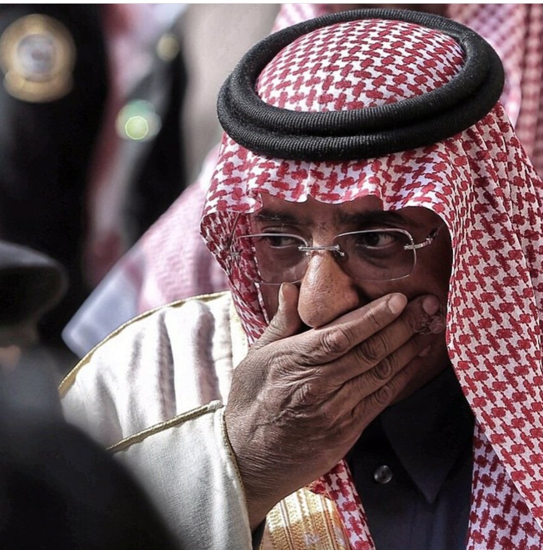nadda286's tweet photo. #ذكرى_وفاة_الملك_عبدالله
 الصورة للامير محمد  متأثر بوفاة الملك عبدالله بن عبدالعزيز الله يرحمه الفقد موجع https://t.co/uaXMb2Ou6J