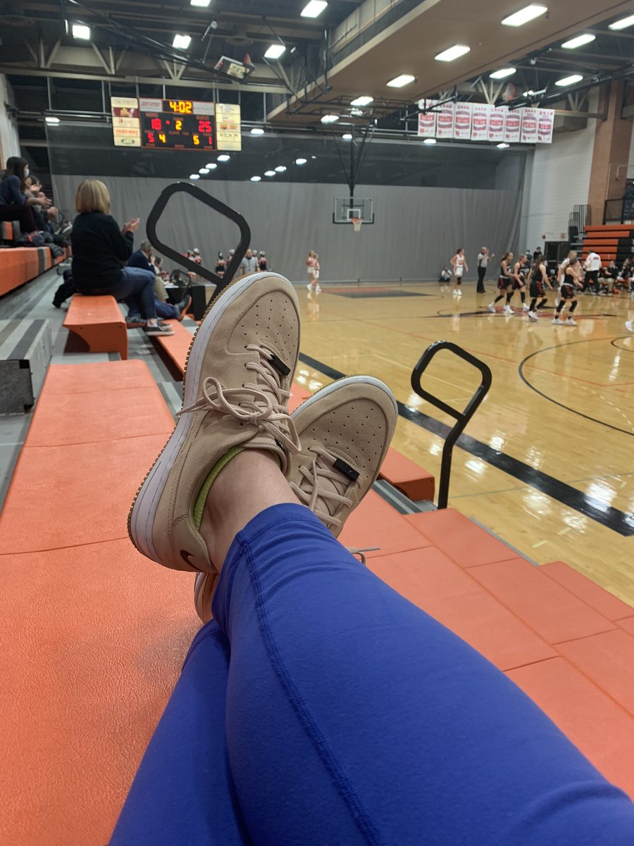 Elite360Train's tweet photo. Loved to watch some of our Athletes COMPETE tonight! 

#WorkWins 🏀✅😤 https://t.co/XmsQWeRYhV