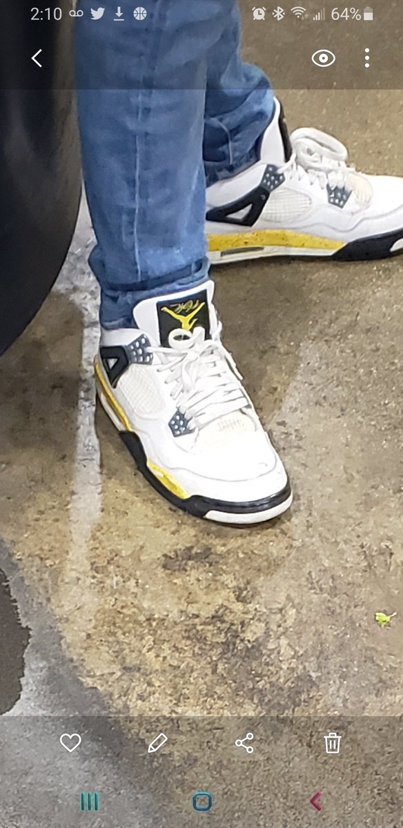 Yooooooooo!!!
What the F%@K ARE THOSE!!!!