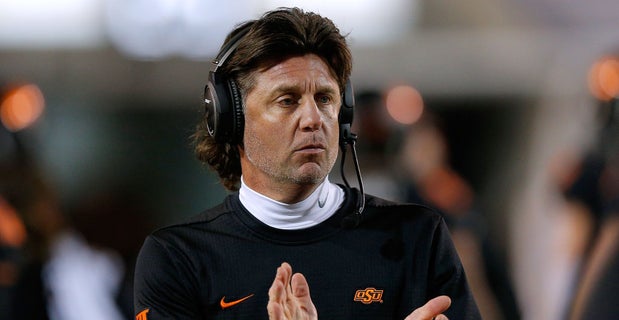 The 10 longest-tenured active FBS head coaches
https://t.co/dAWLGiLLME via @DWStraka49 #OKState https://t.co/GyYxXdCvR3