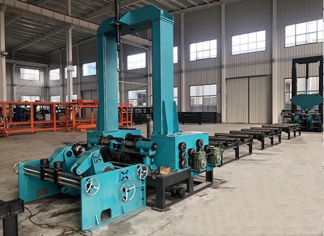 Automatic H beam assembling welding straightening machine
#steel #construction #buildings #CNC #automatic #machine