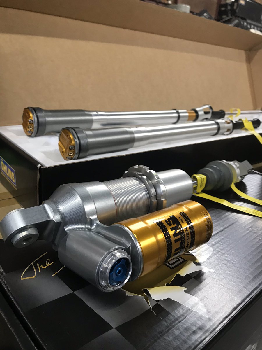 integral_info's tweet photo. ラリーで使用予定のYAMAHA用OHLINS!
#OHLINS
#TTX22
#TTXFlow https://t.co/DFCMRu9C1x