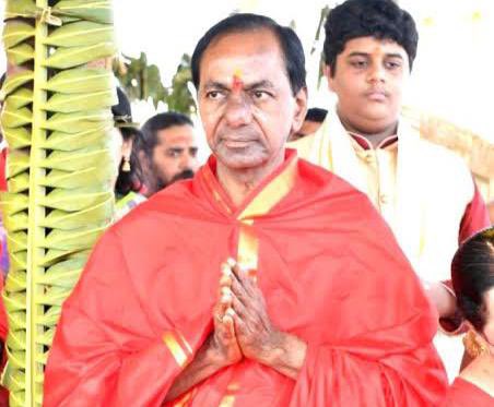 No better leader than  #KCR Garu who heart-fully donated at multiple occasions to temples for the well being of  #Telangana ! Few of them are as follows (1/6) @KTRTRS