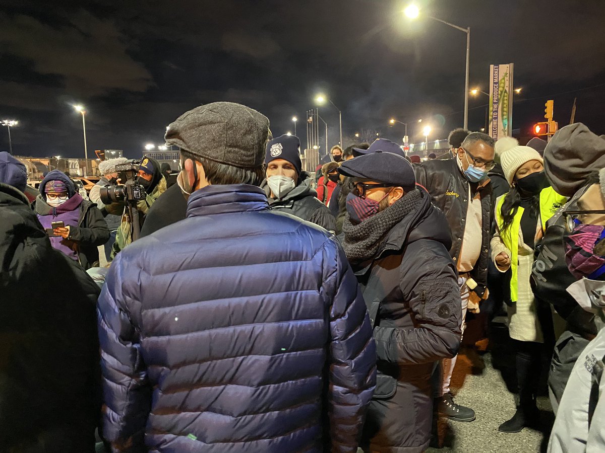 FranciscoMoyaNY's tweet photo. The Labor movement has uplifted the lives of millions across this country. It raised the standard of living, gave us the 40-hour work week, health benefits, the minimum wage.
#Local202 #HuntsPointStrike https://t.co/k04ai4fyJS