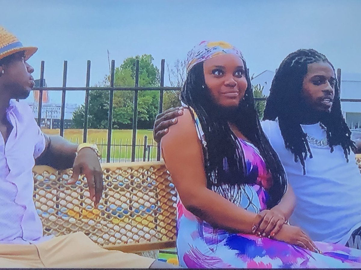 AliceaTheGreat's tweet photo. Ms. Potato Head Shavel is loving the fact that this argument is involving her... skinnin &amp; grinning she loves that her man Quarantine is “fighting for her” 🤣🤣#LoveAfterLockup #LifeAfterLockUp https://t.co/0tqsBIzvSB
