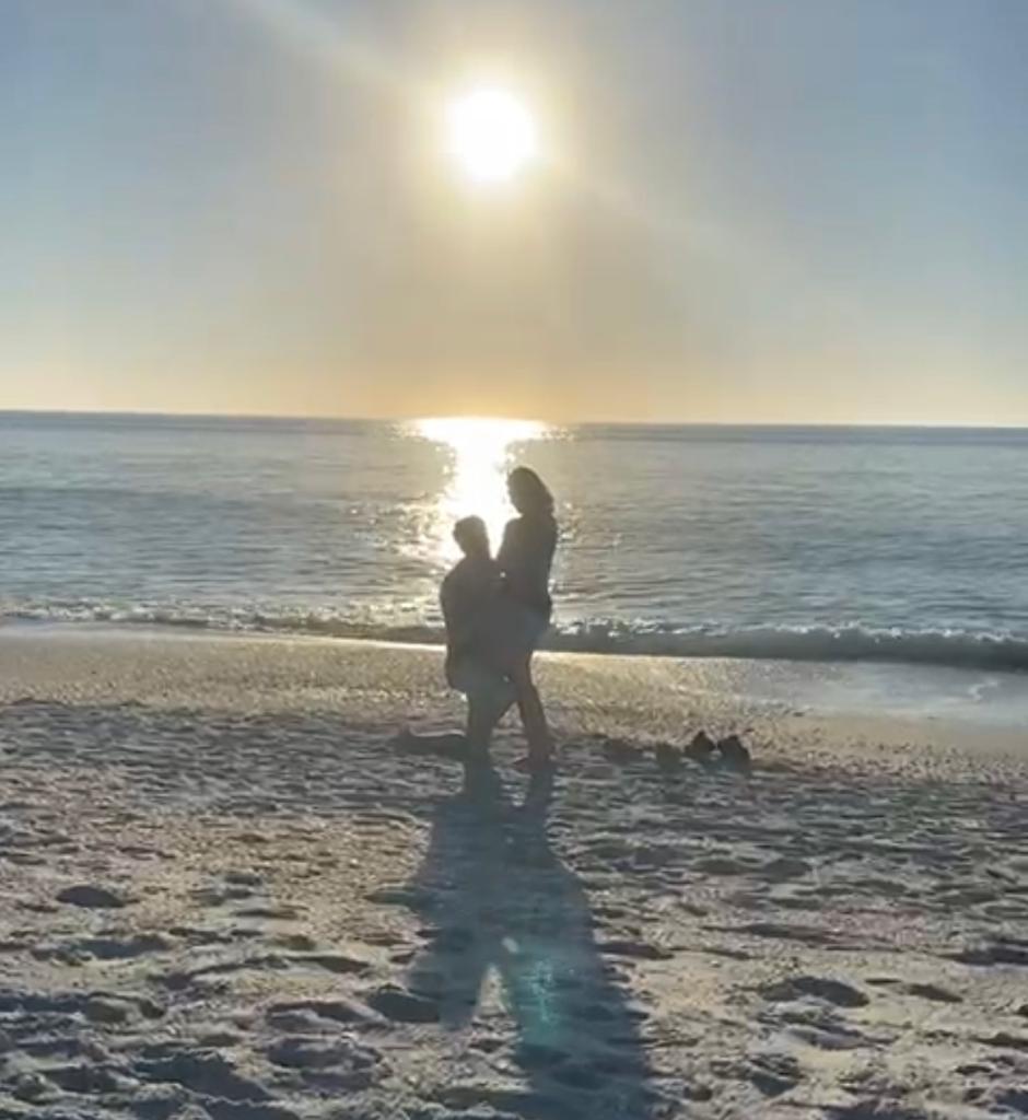 Monique Meche tweet media