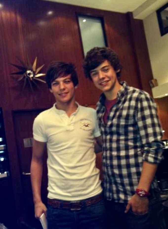 This is just a long larry photo thread because I wanted to... 