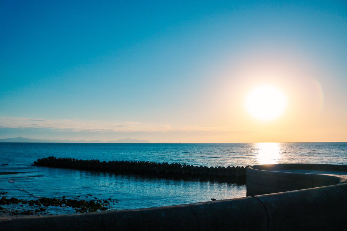 gustfronty797's tweet photo. 淡彩

#空がある風景
#カコソラ
#写真 #空 #海
#写真好きな人と繋がりたい
#キリトリセカイ
#空が好きな人と繋がりたい https://t.co/7FQK3QBjQE