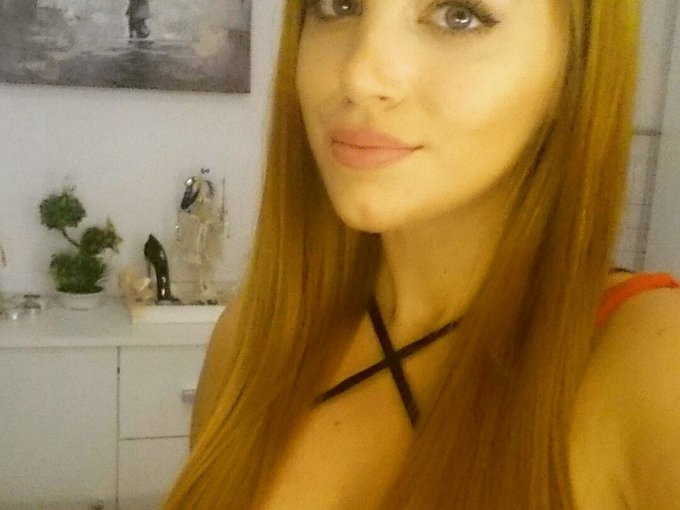 I'm online right now on skyprivate https://t.co/l7MhYj5jlO #camgirl https://t.co/rNNNjKdE8T<a href="/tag/camgirl"class="tags"><span>#camgirl</span></a>
