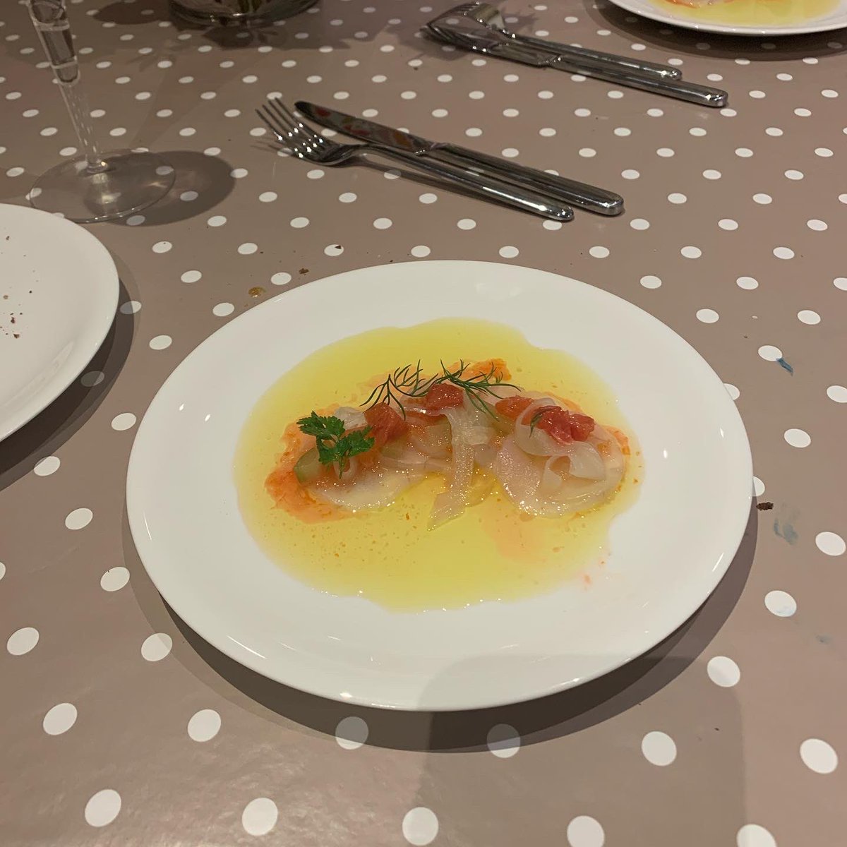 mrdaleriley's tweet photo. Fantastic food from @heaney16 @CardiffHeaneys dine at home last night for our wedding anniversary, cracking menu & really clear instructions on how to cook/present. Highly recommend. #dineathome #heaneys https://t.co/Wr65gbSS2W