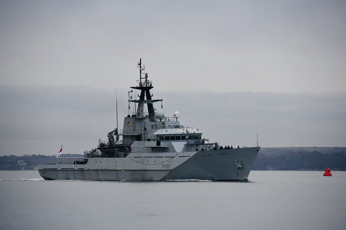 AmzJS13's tweet image. 👋 Morning @hmssevern 🇬🇧 #LockdownExercise @RoyalNavy @HMNBPortsmouth @qhmportsmouth @OverseasPatrol @PortsmouthProud @NavyLookout @UKDefJournal