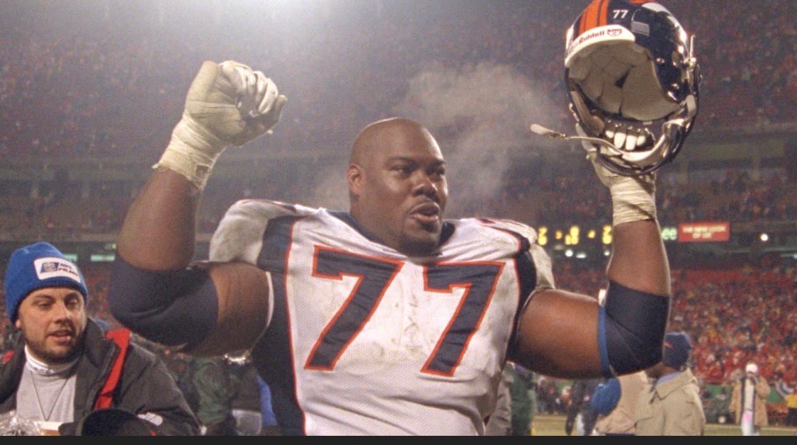 ShannonSharpe's tweet photo. Bronco Country, we lost a good man. I lost a tmmate and friend . Rest easy T BONE #BurgersandFries #ComboBlock https://t.co/NNP3ZHkRsh