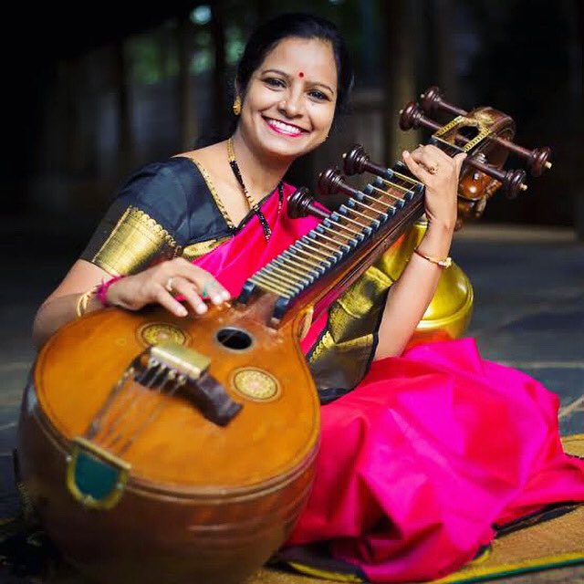 Jayanthi Kumaresh comes from lineage of several female musicians.Her powerful strikes & musicality please listeners, musicians alike & she has performed with many great artists.She carries on her tradition boldly & spreads knowledge in many different ways.#JayanthiKumaresh #veena