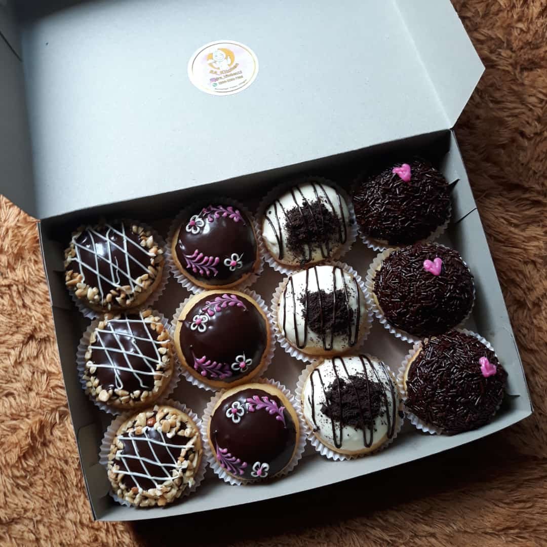 RA_Kitchen's tweet image. Donat / Bomboloni Kentang Home Made

Dibuat dengan menggunakan bahan-bahan premium. Untuk rasa insyaallah enak 😋

Order maksimal H-1, tidak menerima dadakan.

📍Sumampir, Cilegon, Banten
🚚 COD, Go-send, Grab-send