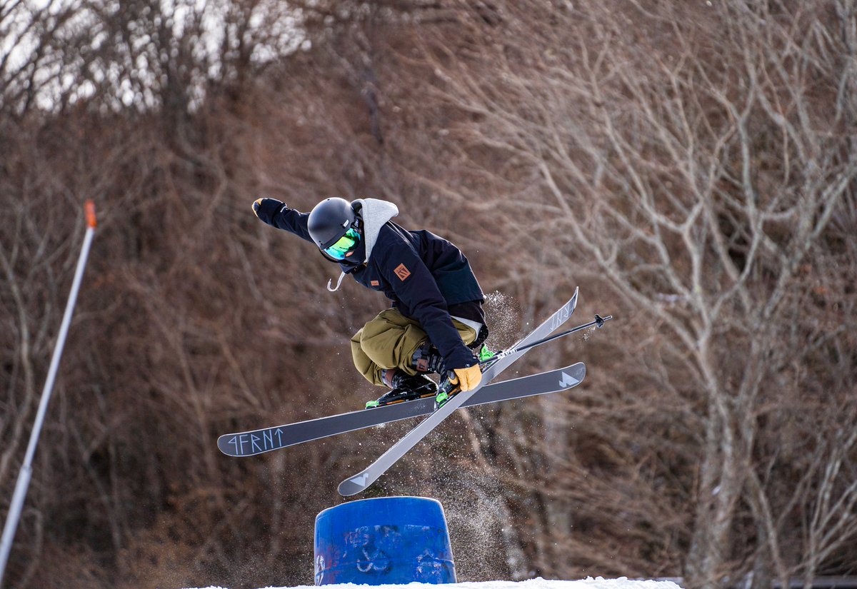 フリースキー女子
