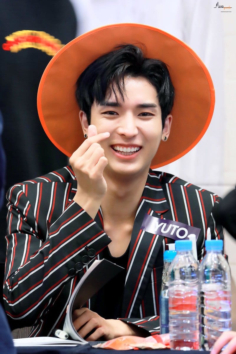 Koreaboo's tweet photo. Happy birthday to PENTAGON's handsome, charismatic, sultry-voiced lead rapper and dancer, Yuto! We hope you have an amazing day!
#HappyYutoDay #HappyBirthdayYuto #OurMainCharacterYuto #OurMainCharacterYutoDay #오늘의_생일은_유토다 #유토야오늘하루도행복해사랑아 https://t.co/tpxyUVgv4y