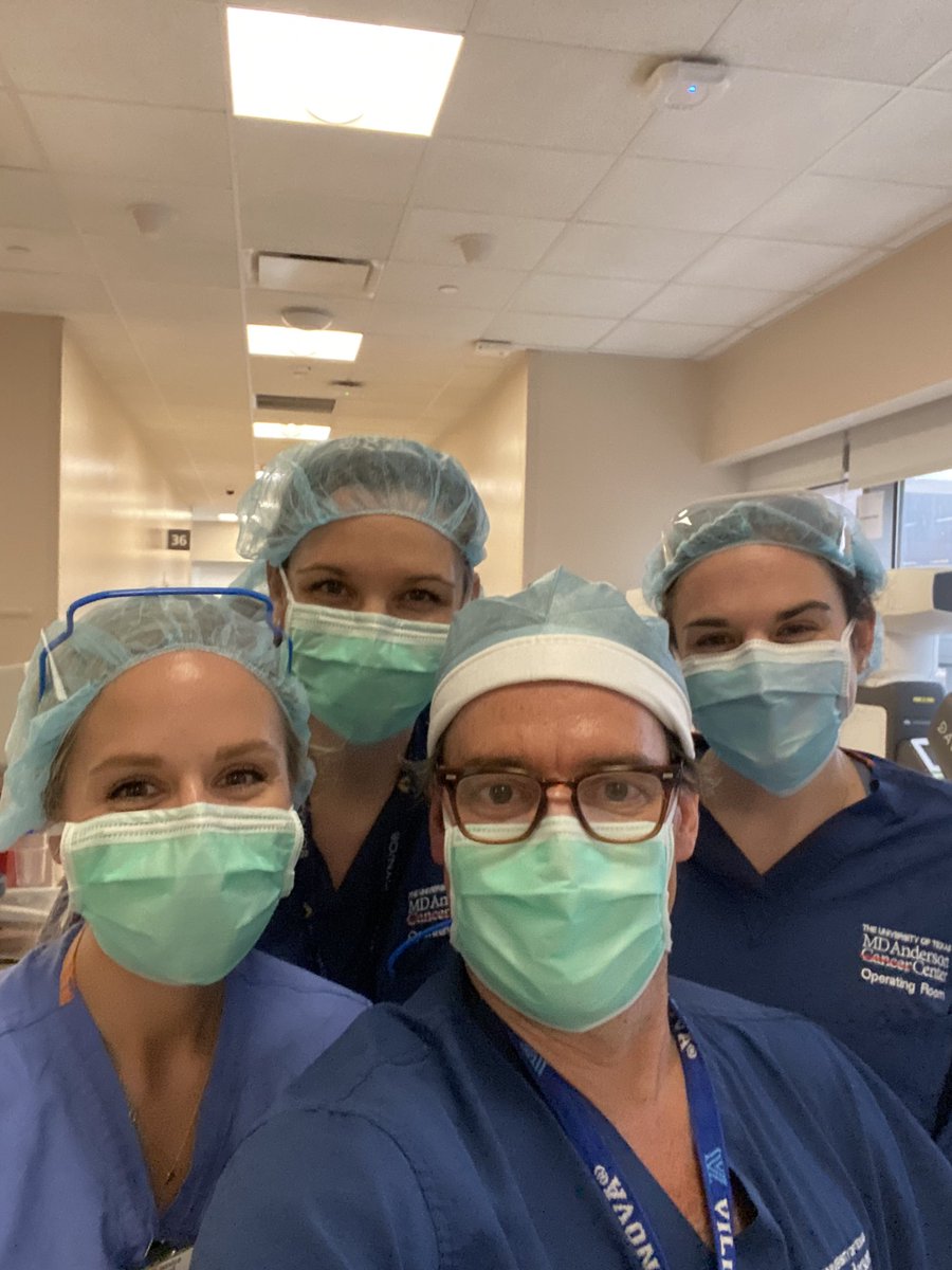 pedroramirezMD's tweet photo. What an outstanding team of superstar trainees (Dr Stewart, Dr Hinchcliff, Dr Floyd) today in OR!....Future very bright for gynecologic oncology! @MDAndersonNews @IJGCfellows @IJGConline @IGCSociety @ESGO_society https://t.co/GnxP2VOxBK