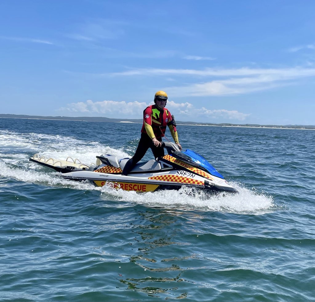 PortSurfRescue's tweet photo. #RESCUE: Our rescue jet ski has rescued two international visitors who got themselves in trouble at #Fingal Spit. This makes at least eight people rescued there today. https://t.co/8vABFPeti6