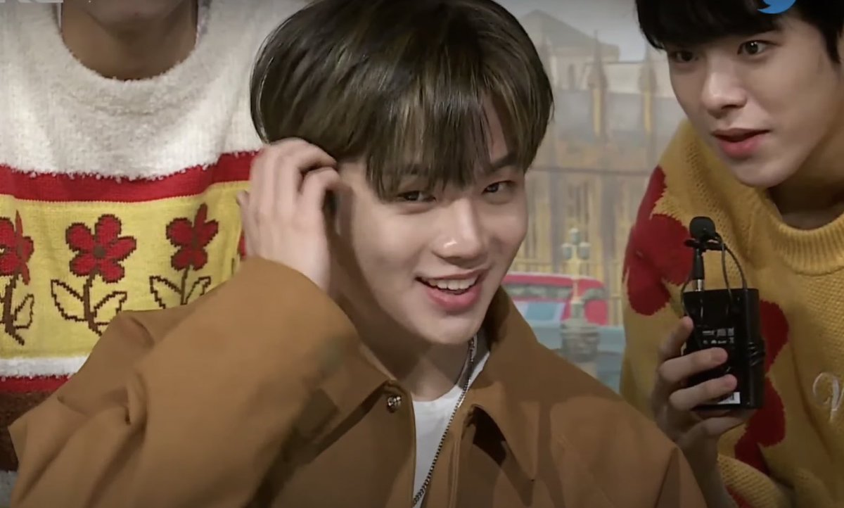 hyunsuk being intimidatinga thread