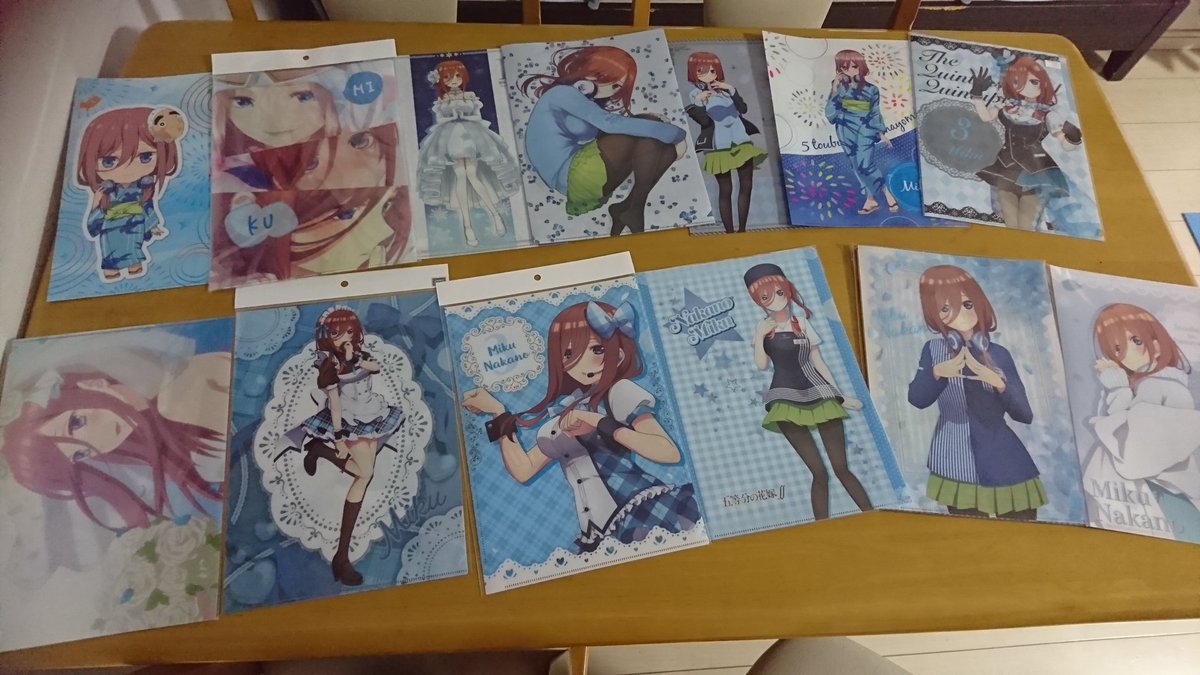 Nori ミク ごとよめ 題して 三玖の森 先週 今週とかなり頑張りました でもこんなにクリアファイルあってどうしよう 皆さんはクリアファイルどうしてますか 使うとか飾るとか 五等分の花嫁 五等分の花嫁クリアファイル 中野三玖