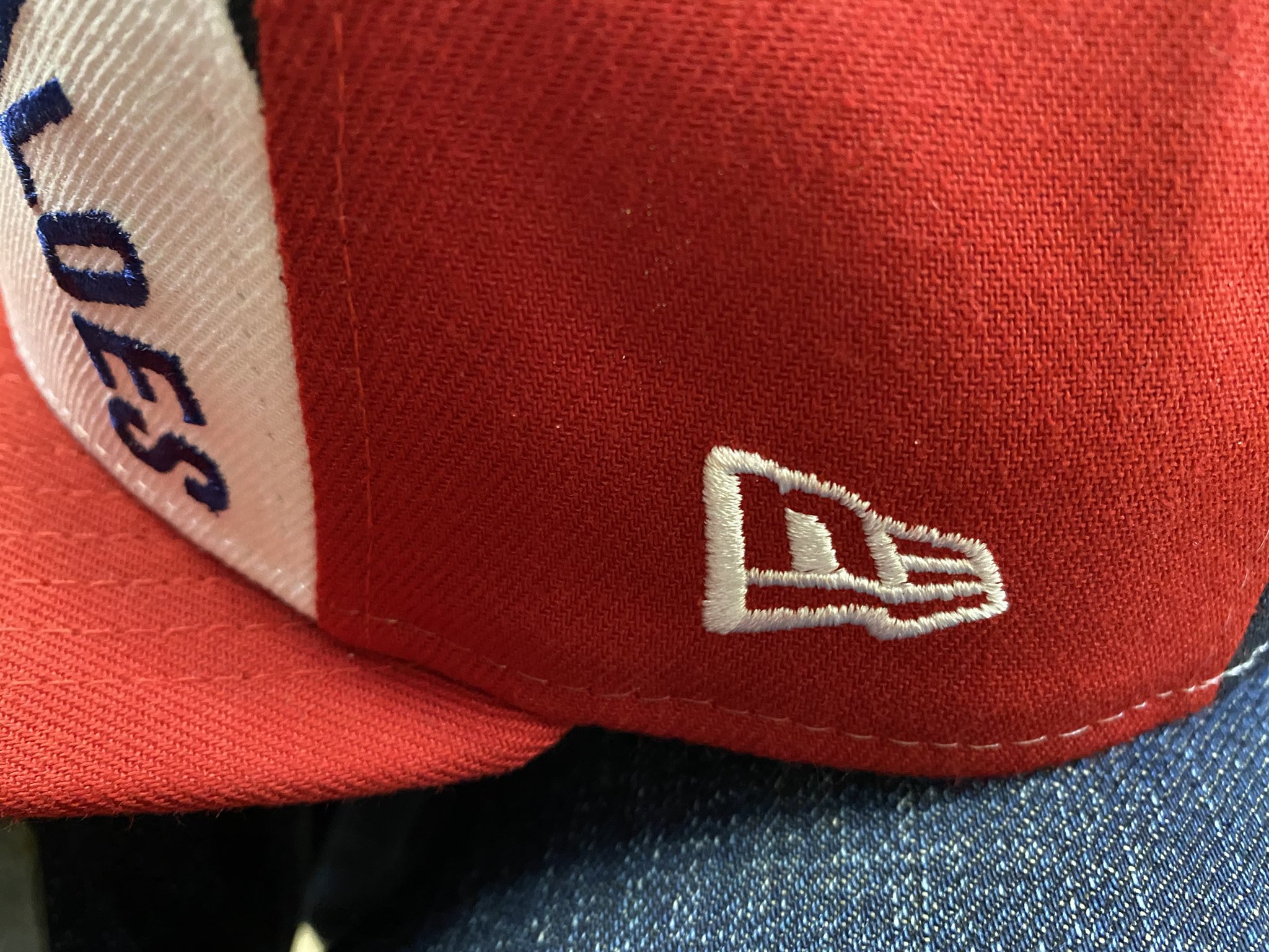 エルマタ レッツラグビー ニューエラから発売された近鉄バファローズの猛牛マークキャップを新宿のセレクションさんで購入 ニューエラショップ 岡本太郎記念館でも発売 Newera 近鉄 近鉄バファローズ Selection Int 岡本太郎 T Co