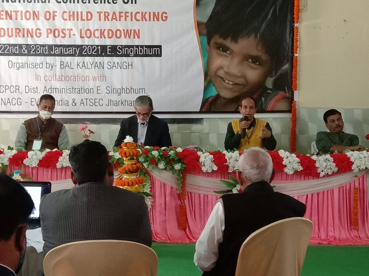 Halfbloodwitchh's tweet photo. Mr. Bidhan Chandra Singh sharing his subjective acquaintance with the subject topic and expressing his views on Child Labour and Child Trafficking at the National conference on prevention of child trafficking during post-lockdown.
@bksranchi @sanjaykmranchi
#workshopDay2 https://t.co/IQKvAB3En7
