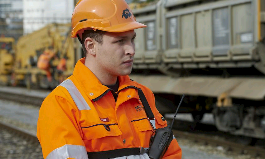 Bedingungen für Securitrans-Angestellte müssen besser werden sev-online.ch/de/aktuell/kon…