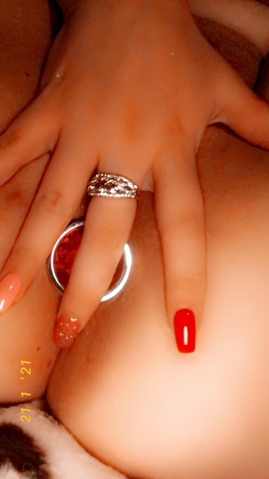 2 pic. ✨goodnight✨ https://t.co/AVhUO2qCue