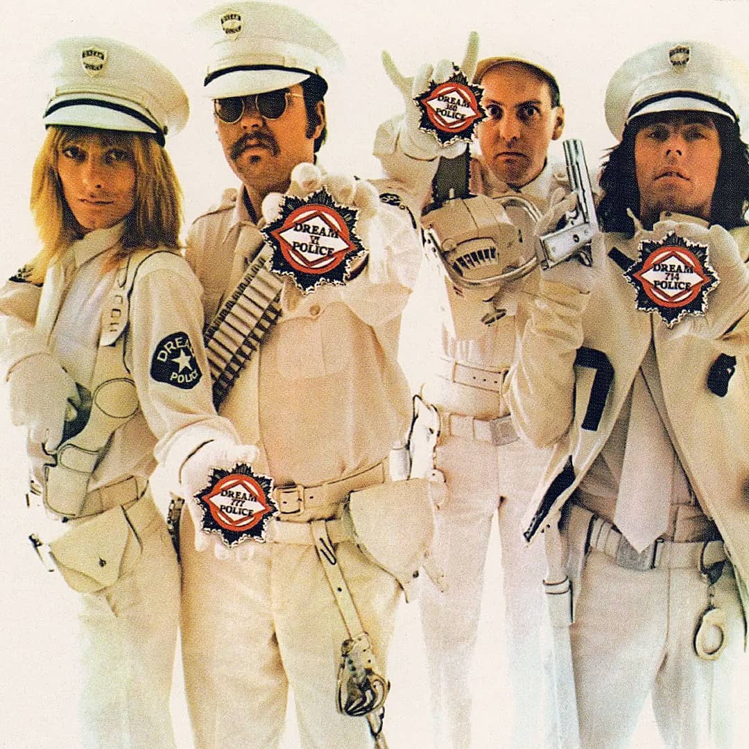 Happy 68th birthday to Robin Zander of Cheap Trick! One of the great voices of rock history. 