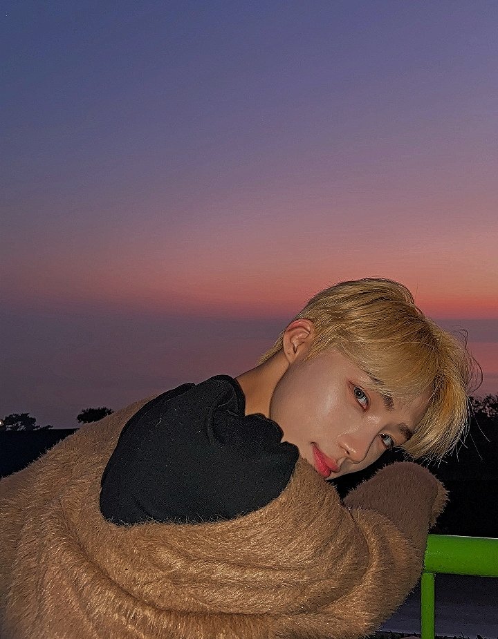 THE BOYZ as 90s heartthrobs [ a thread ]