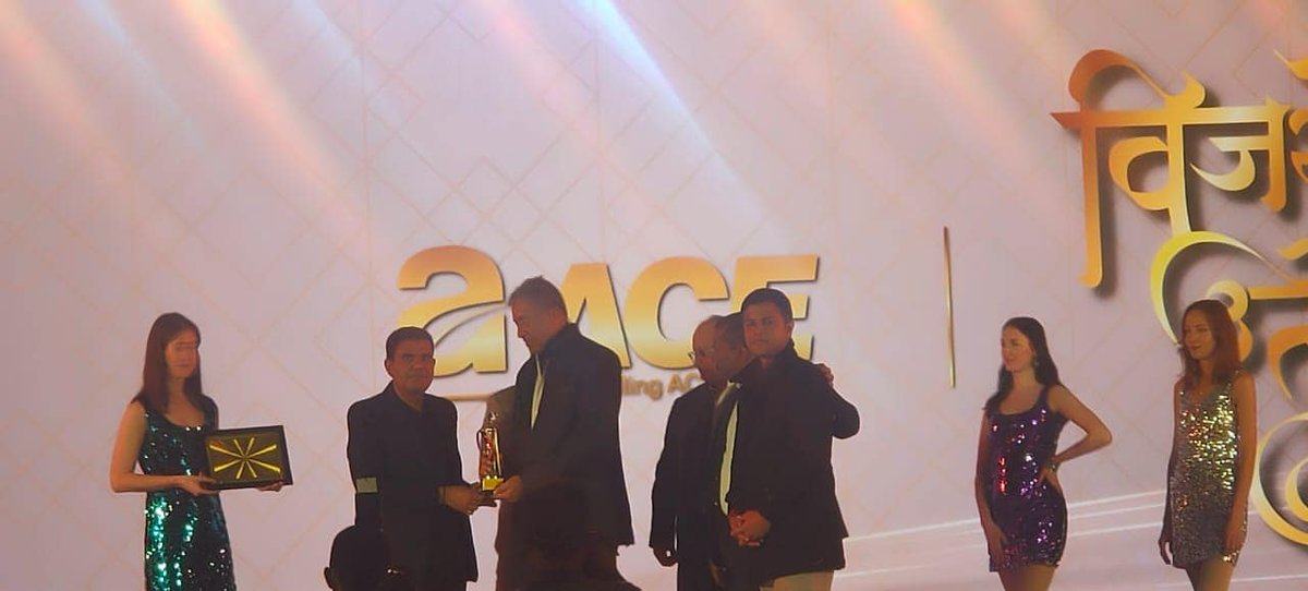 HousethatNoida's tweet photo. Proud Moment For Us.
#housethat #acedivino #acedivinopremierleague  #matchchallenge #acechallenger #realestate #OffersAvailable #realestateinvesting #realestatelife #saturday  #saturdayvibes #saturdaymorning #saturdaymood #weekend #weekendwarrior #weekendvibes #saturdaythoughts https://t.co/Yq16WO2iYY