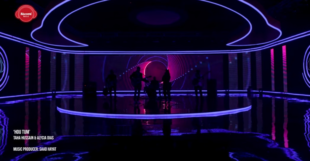 OhLadyMania's tweet photo. WOW amazing episode with impressive performances and the songs! Hats off to Bisconni Music! #thenewwave @BisconniM @stahahussain1 @alyciadias @mughalefunk   @aizazmusic @mahnooraltaf89 #AshiqAliChand @natashabaigofficial https://t.co/PJorJTYJXr