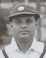 But Hawke's team had consisted of six Test players.The Parsees seldom got to play international attacks.This was nothing like that.The only star of the Bihar attack was captain Shute Banerjee, then 37.He had toured England in 1936 and 1946 but had not his Test cap.+