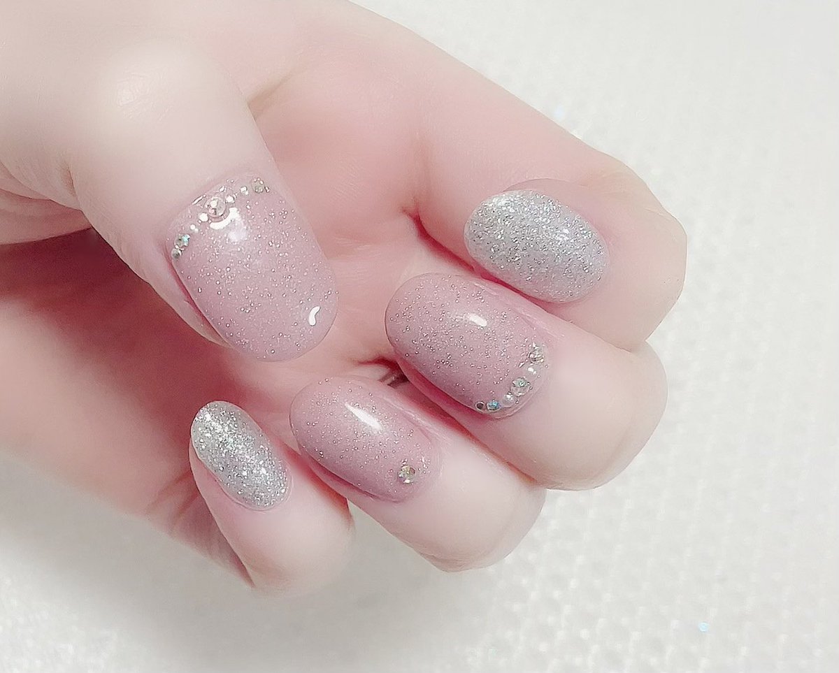 オンラインジェルネイル くすみピンクのシンプルネイル ネイルチップ くすみピンク シンプルネイル