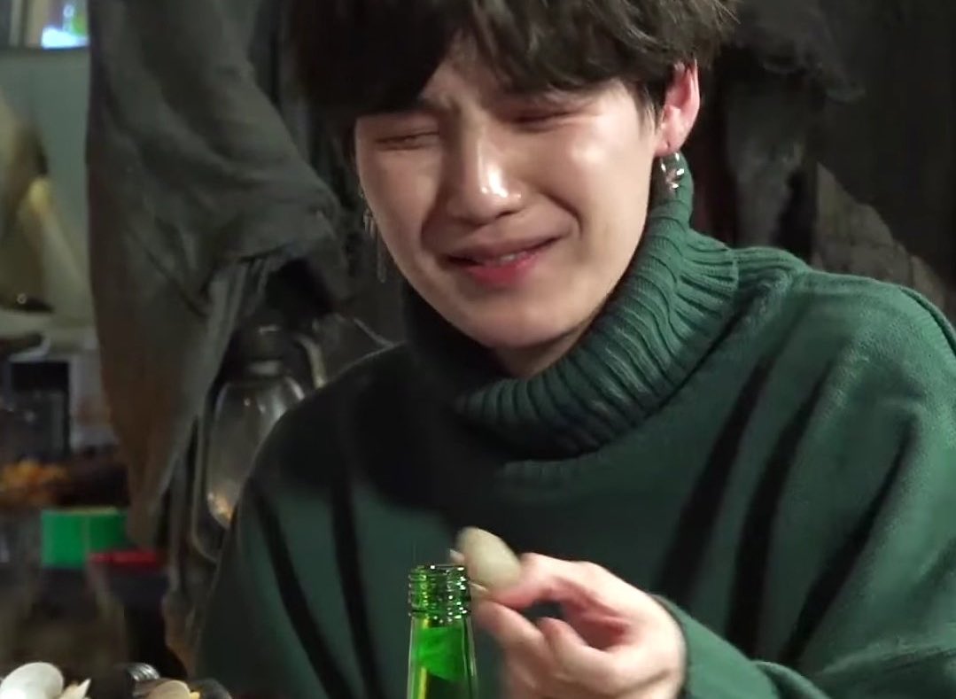 the iconic yoonjin where seokjin feed yoongi!! please these photo sequence always be my top yoonjin sequence 