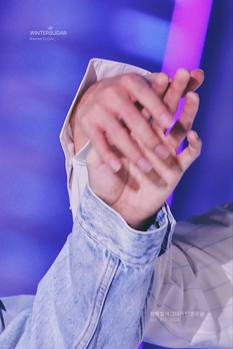 sequence thread on how yoonjin hold their hands!! 