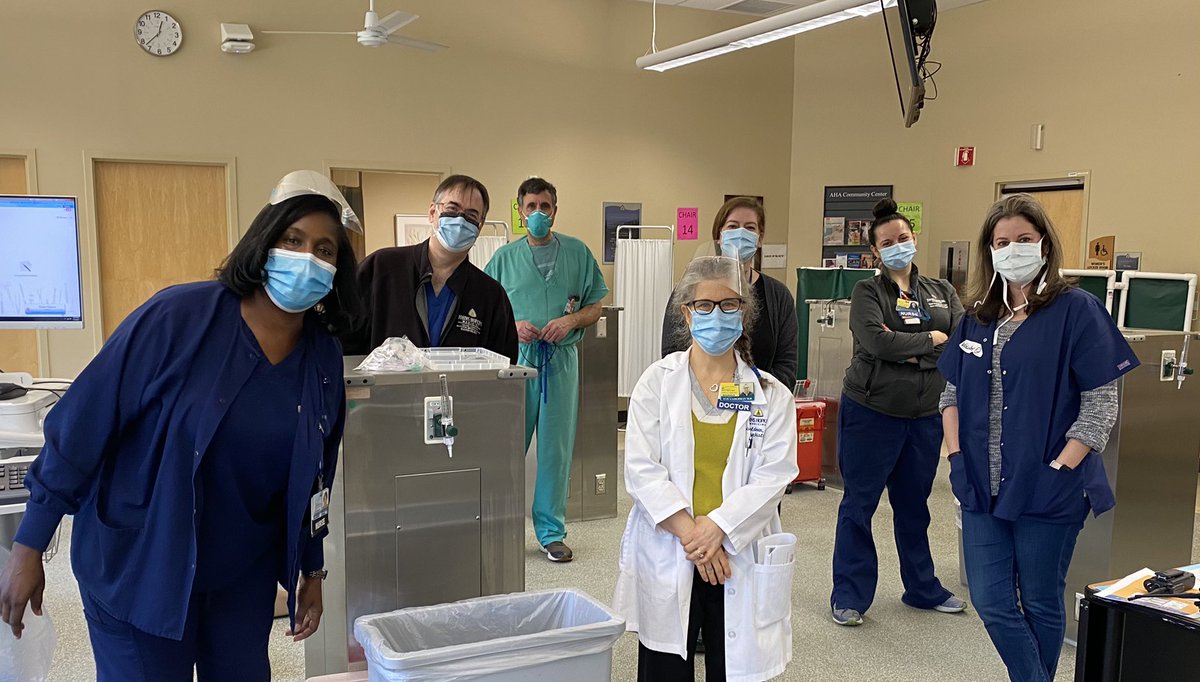 melissa_hladek's tweet photo. Our vaccination team this lovely Saturday! Grateful to spouse for the time to volunteer &amp; grateful for my skills! @JHUNursing @Hopkins_GIM @JohnsHopkins @NAHN_DC https://t.co/CyrL0PZFoq