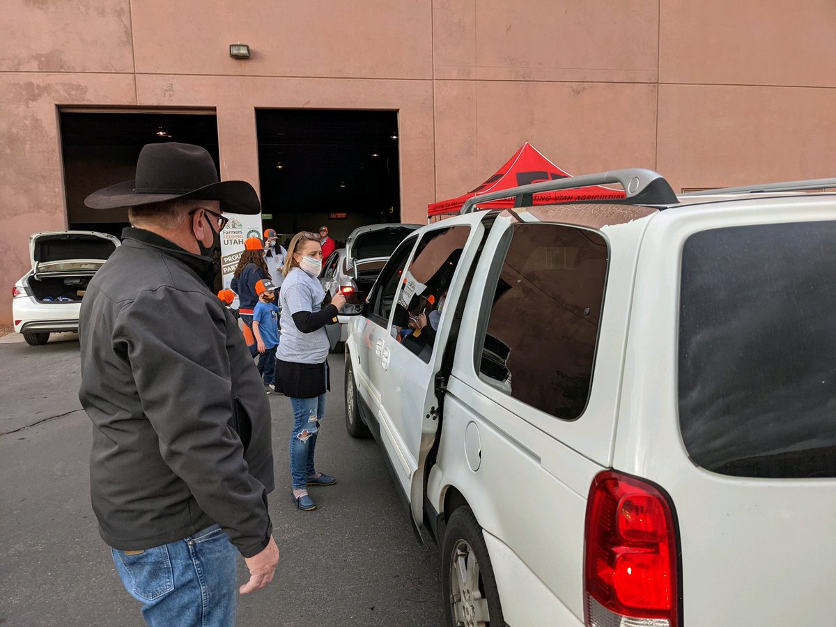 FeedingUtah's tweet photo. A few highlights from our Washington County Miracle Project! It was an amazing day that allowed us to provide food for 1296 families. Thank you to all who made this possible! https://t.co/wF8bb5yEEf