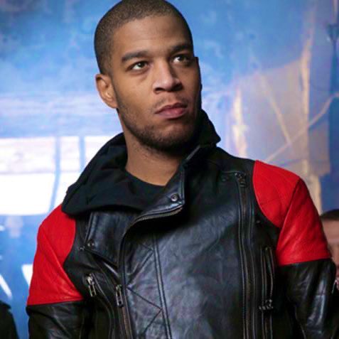 The music video to Mr. Rager is one of the best I’ve seen in a while. Everything from the visuals to the effects were incredible & every single detail on it is worth paying attention to because it all comes together to form the exhilarating story of Kid Cudi & Mr. Rager.