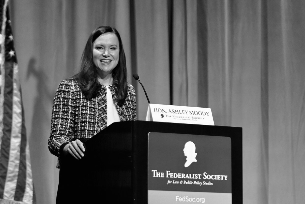 FedSoc's tweet photo. [LIVE] “This country was built on intense intellectual debate.” @AGAshleyMoody https://t.co/gspVJVabFT #FedSocEvents https://t.co/vVSpMMkOZM