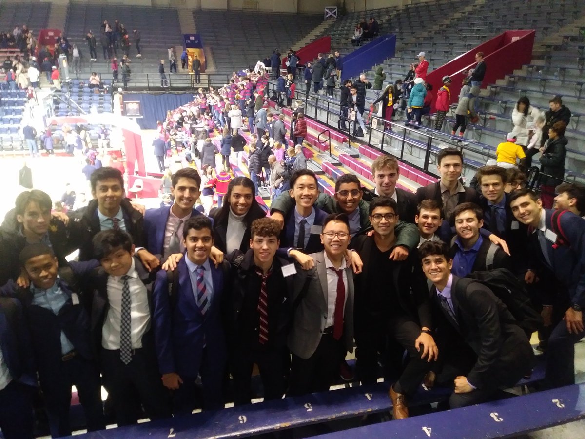 grudz2's tweet photo. I should be in Philadelphia this weekend. Miss the Reading Terminal Market. Miss Center City. On this day last year, I was at the Villanova game at the Wells Fargo Center, and then I took my HeritageMUN kids to the Penn-Dartmouth game at the Palestra. #ILMUNC #HeritageMUN https://t.co/EgEoButB5K