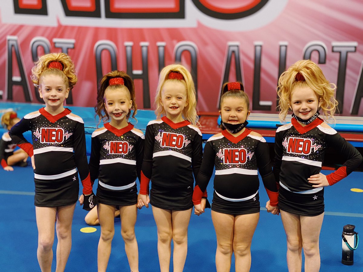 Look at these Valenteenie Tinys 😍❤️🖤