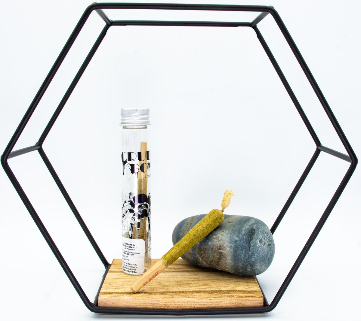 EdgewoodCanna's tweet photo. Crude Boys Tarantulas 🕷 are now available!! Packed with top shelf flower, dipped in wax and rolled in kief - these are perfect for your Saturday night smoke sesh! Grab yours today! https://t.co/LGRo8Sm4YY