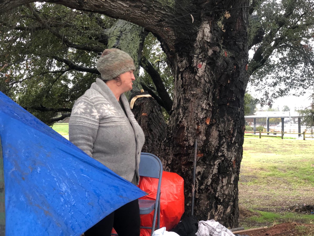 mercy_mobile's tweet photo. Rain or Shine, we’re always out here feeding and giving out necessities... and we haven’t stopped since Covid began nearly a year ago https://t.co/Vzcp4nSoTs