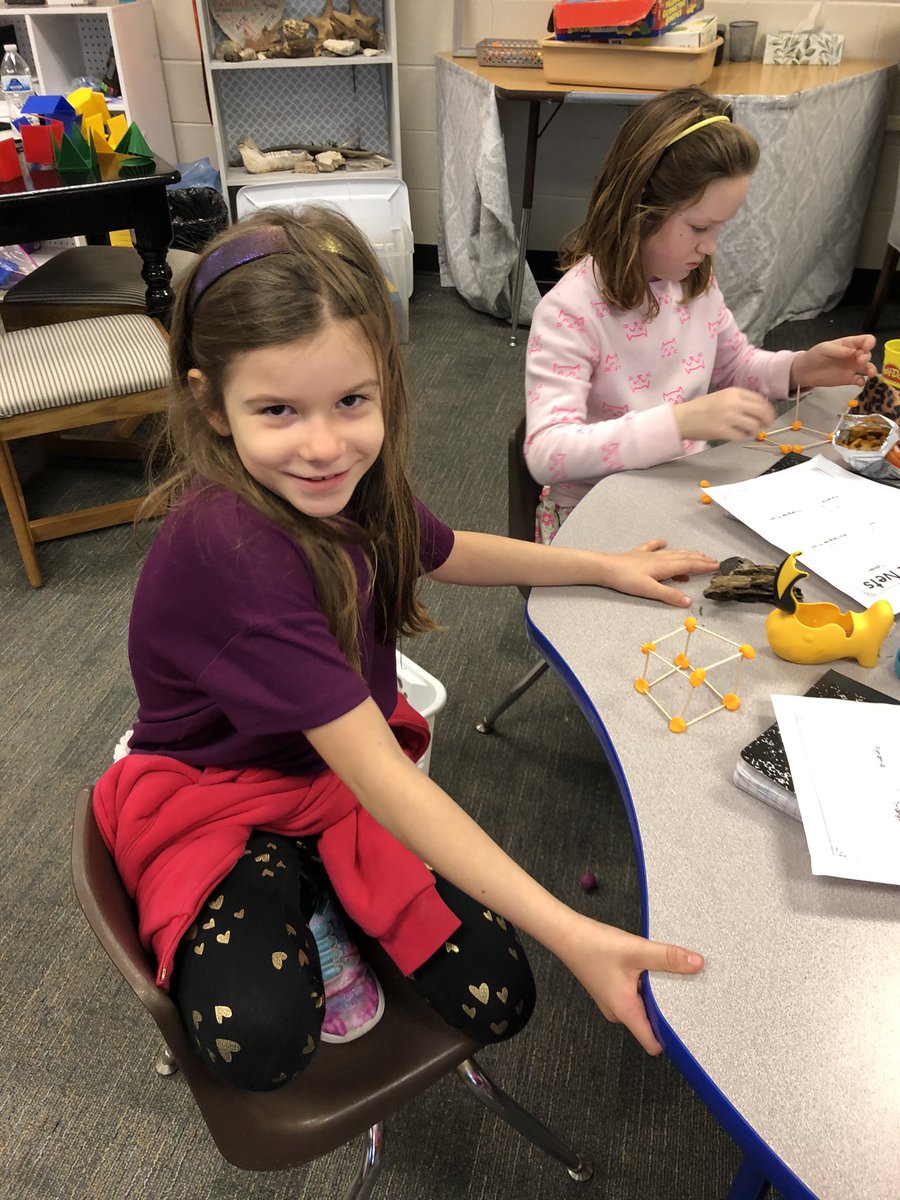 Mstakes_wce's tweet photo. Stakes’ Smarties had so much fun with 3D shapes this week!!  We played Headbandz , built 3D shapes, and designed  playgrounds! ❤️ @HumbleISD_WCE https://t.co/DVgYgVvdOe