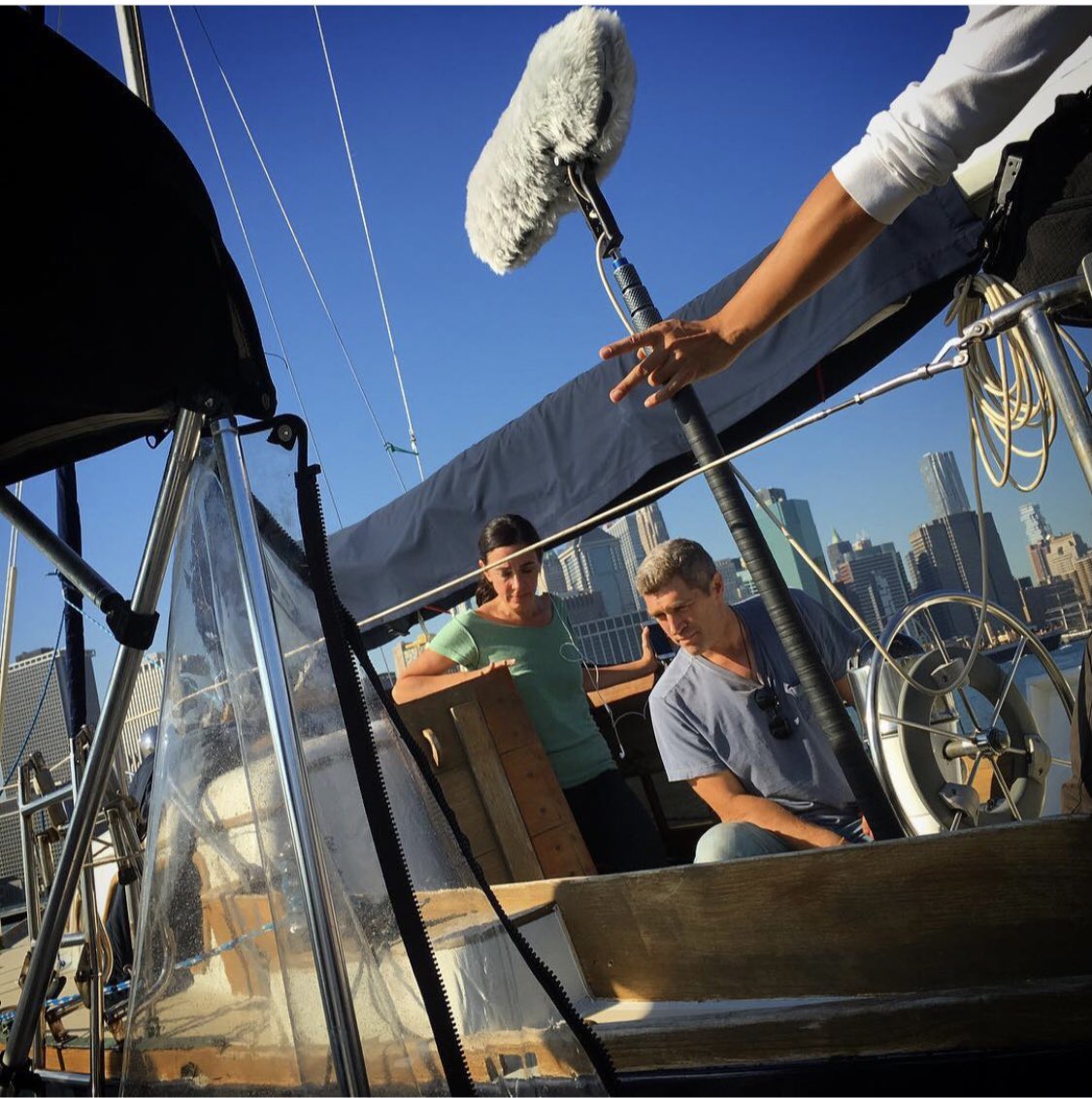 bdaTheFilm's tweet photo. Behind the scenes of @bdaTheFilm with @FinnertySteeves and #JeremyDavison at the beautiful @One15BKMarina 📷 @stephenkunken #boatday #Luders #sailboat #filmingonaboat #nyc #indiefilm #brooklyn #femalelead #postromanticdramedy https://t.co/jbkdqCGGZk